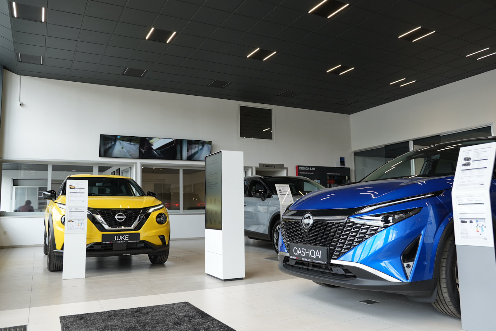 Nissan przy ul. Leonharda (w dawnej stacji firmy Max Usługa)